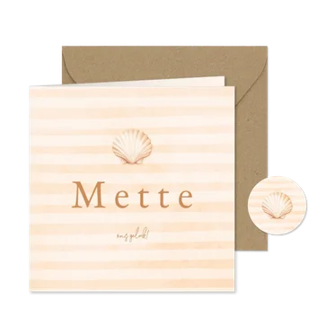 Beige geboortekaartje met schelp en en streepjes